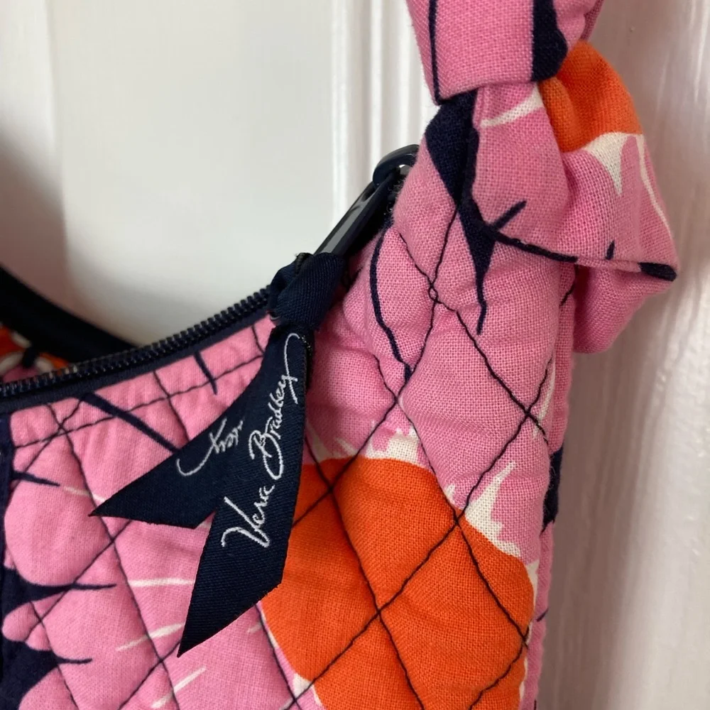 Vera Bradley Olivia Hobo "Loves me.." - Picture 4 of 4